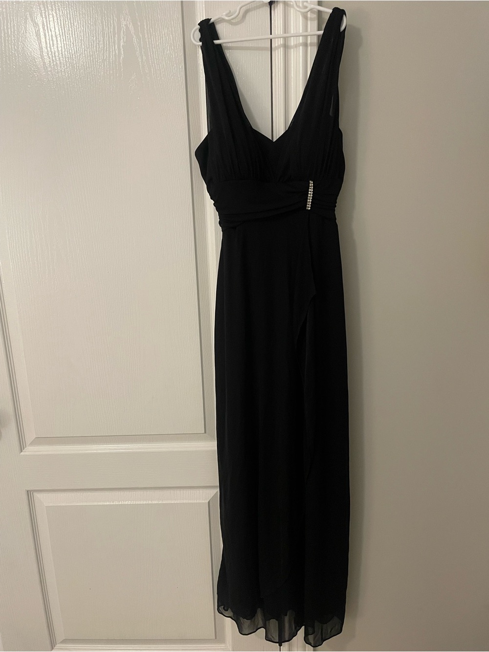 Betsy & Adam Black Sleeveless V-Neck Maxi Dress with Rhinestone Waist